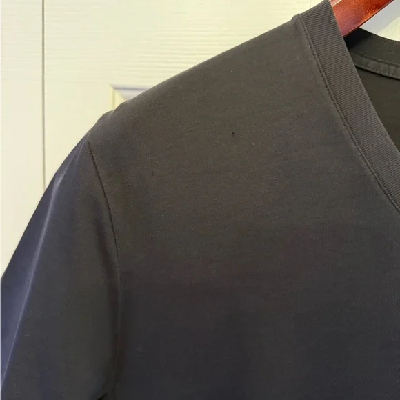 Burberry Men’s Black V-Neck Tee with Red Emblem - Picture 4 of 4